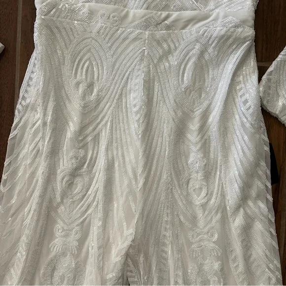 White Lulus sequin jumpsuit NWT - Picture 3 of 9